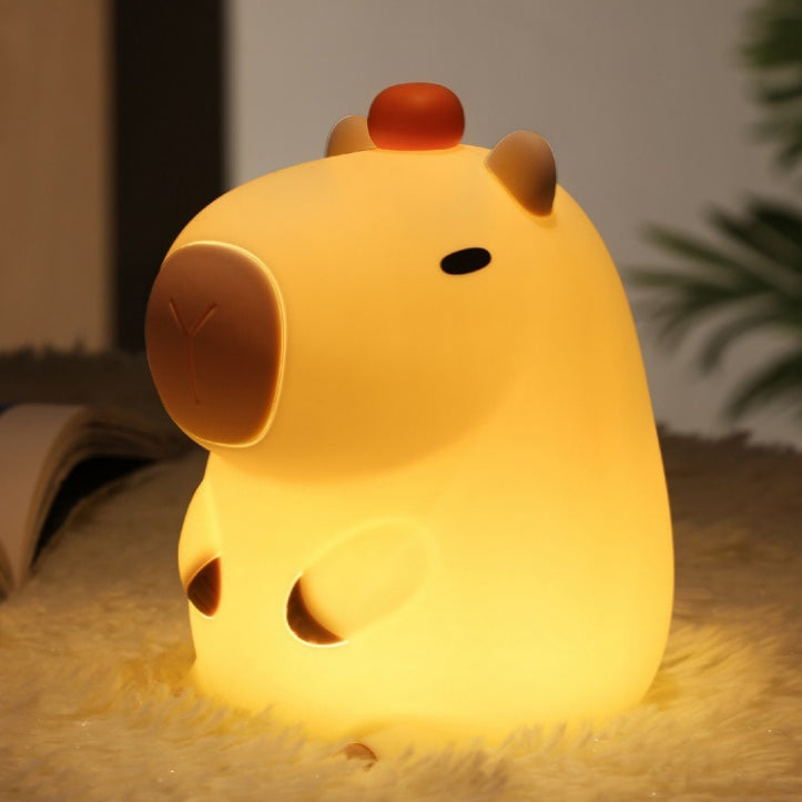 [SG Stock] Cute and Funny Capybara Touch Silicone Night Light Eye Protection Sleep Bedside LED Lamp Rechargeable 卡皮巴拉硅胶灯