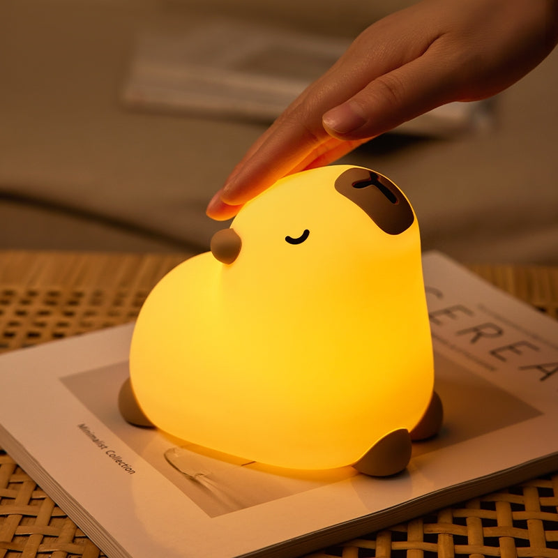 [SG Stock] Cute and Funny Capybara Touch Silicone Night Light Eye Protection Sleep Bedside LED Lamp Rechargeable 卡皮巴拉硅胶灯